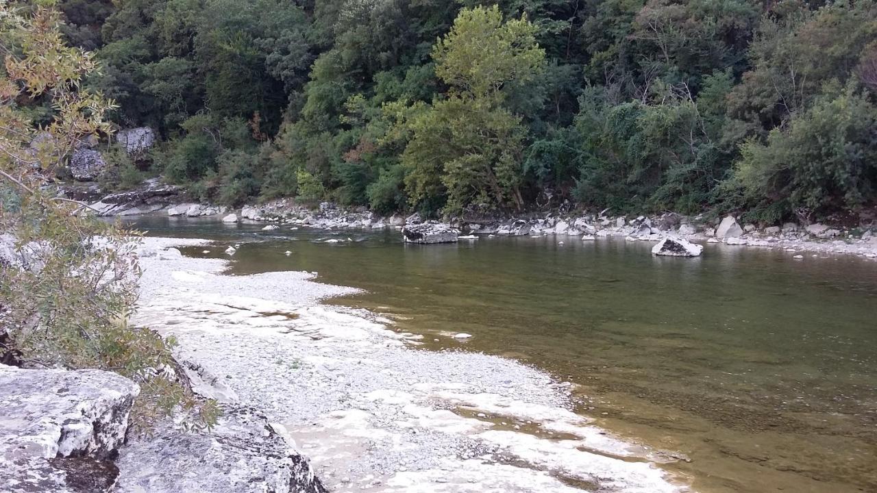 Chambre En Ardeche Du Sud Saint-Remeze Eksteriør billede